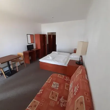 Na Pláži Hotel Doksy (Liberec)